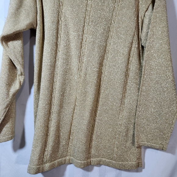 LISA ORIGINALS GOLD LONGSLEEVE PULLOVER SWEATER SIZE LARGE - Picture 3 of 13